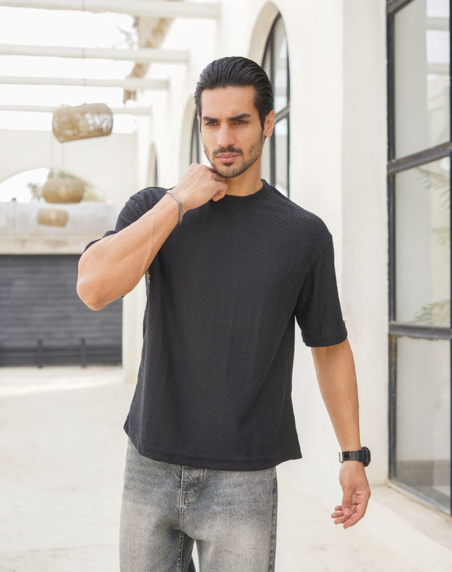 تی شرت یقه گرد طرح اسکاج آستین کوتاه جنس ویسکوز پنبه