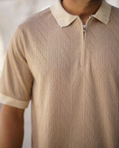 خرید عمده پولوشرت نسکافه ای نیم زیپ بافت طرح فلش